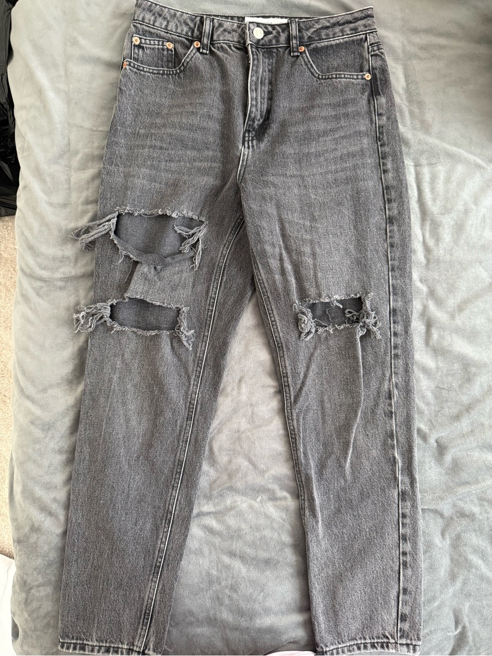 Topshop Women’s Distressed Ripped Jeans